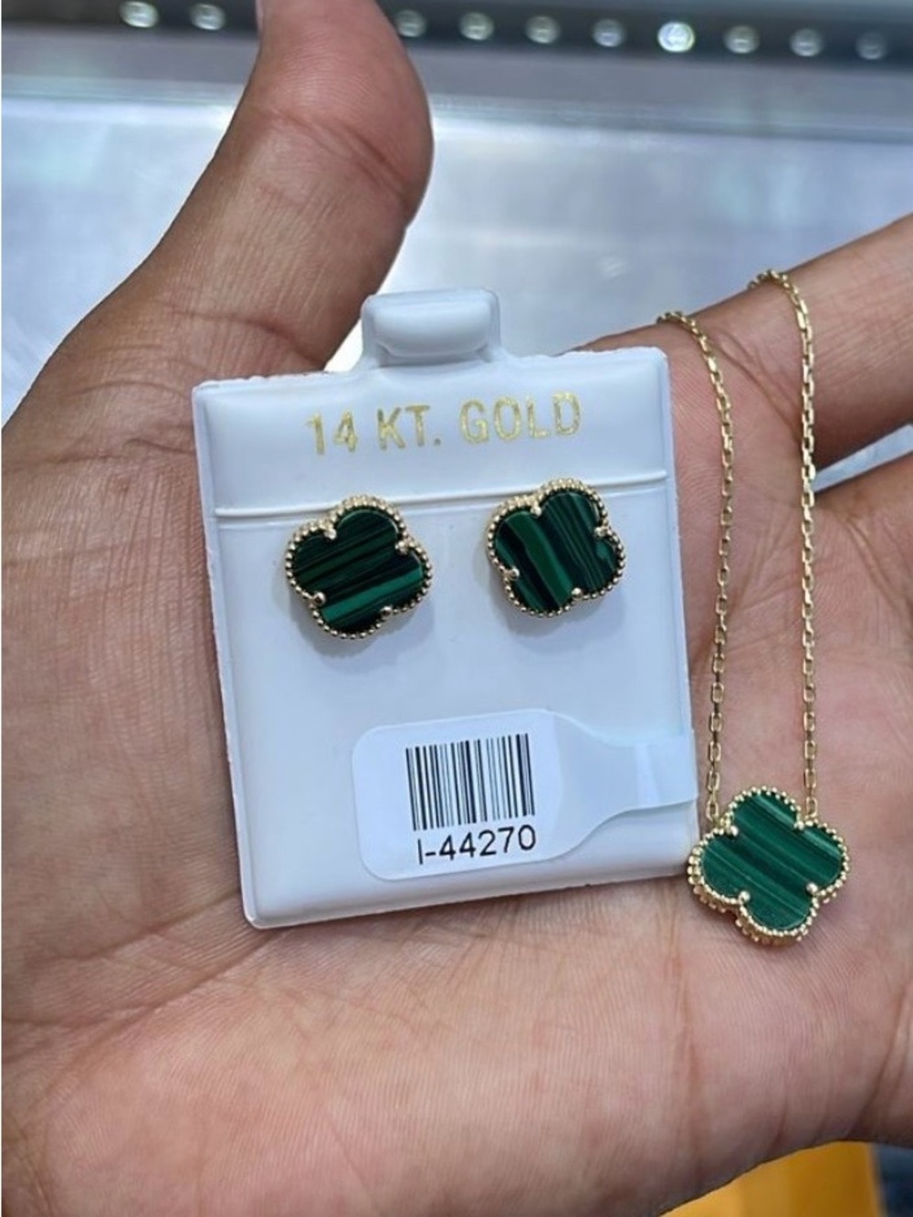 14K Gold Green Clover Stud Earrings and Pendant Necklace Set